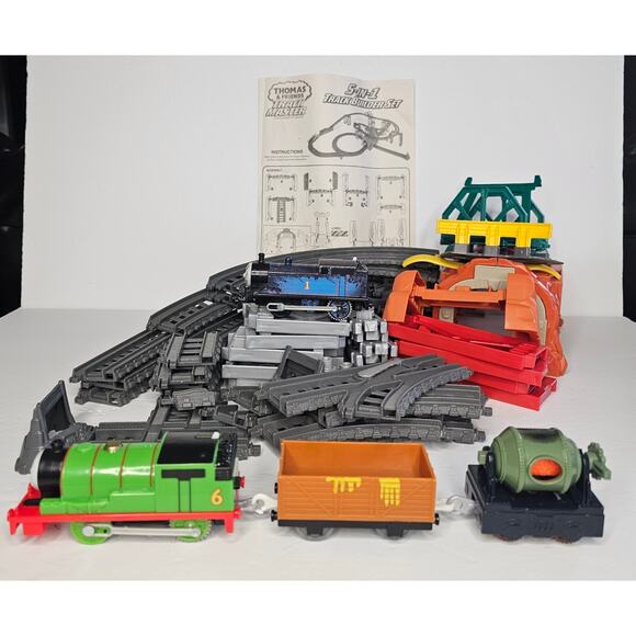 Thomas & Friends TrackMaster Train Builder Set 67 Piece Fisher-Price Gift - Picture 4 of 15